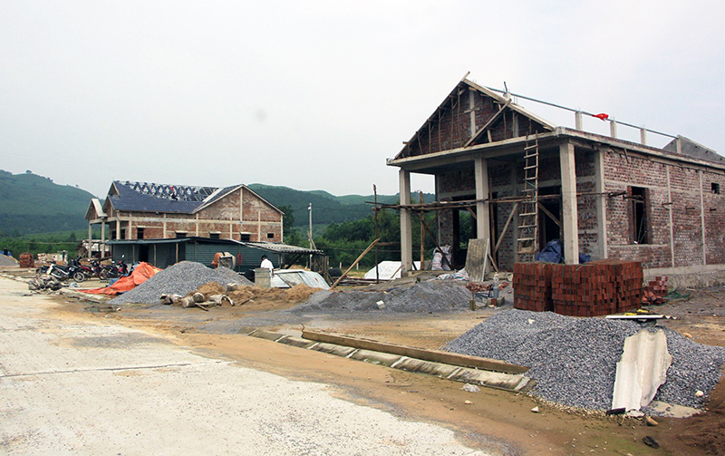 Nhiều hộ dân đã xây dựng nhà ở tại các khu tái định cư. 