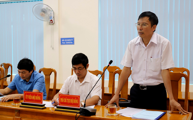 Đại diện đơn vị thực hiện trình bày nội dung nhiệm vụ.