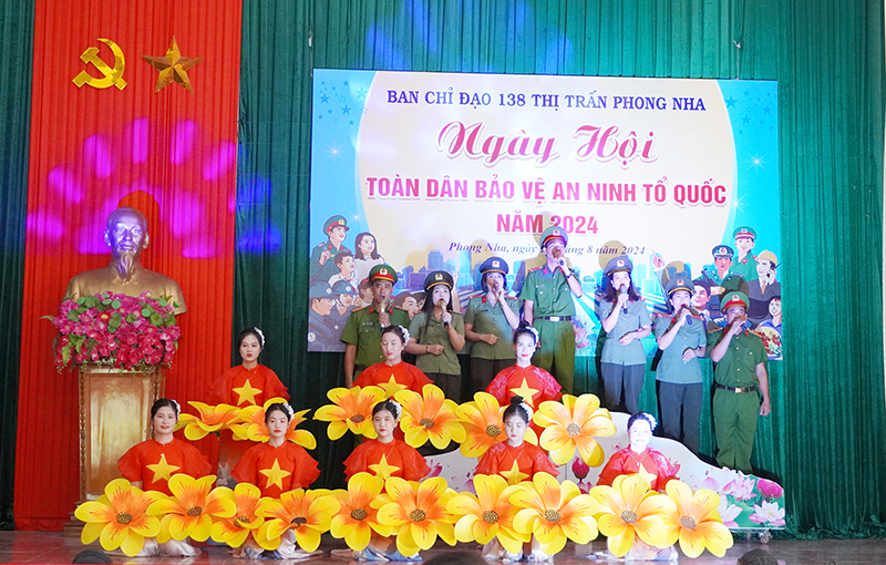 Văn nghệ chào mừng.