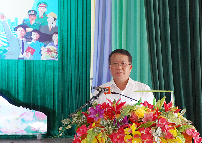 Đại diện lãnh đạo UBND huyện Bố Trạch phát biểu chỉ đạo tại ngày hội.