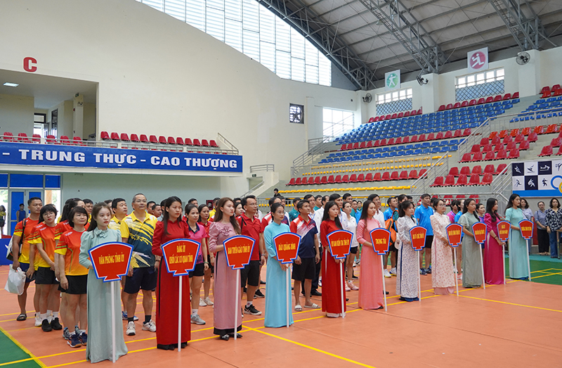 Các đội tham gia hội thao.