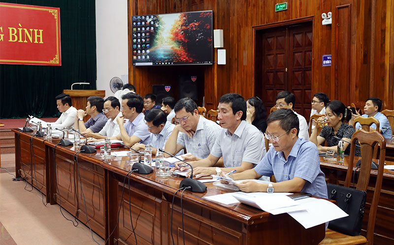 Các đại biểu tham dự cuộc họp