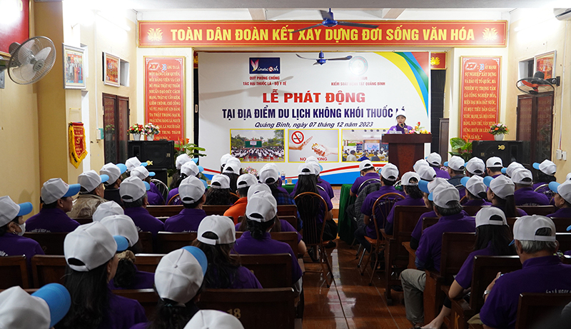 Lễ phát động mô hình “Điểm du lịch không khói thuốc lá” tại phường Đồng Hải.