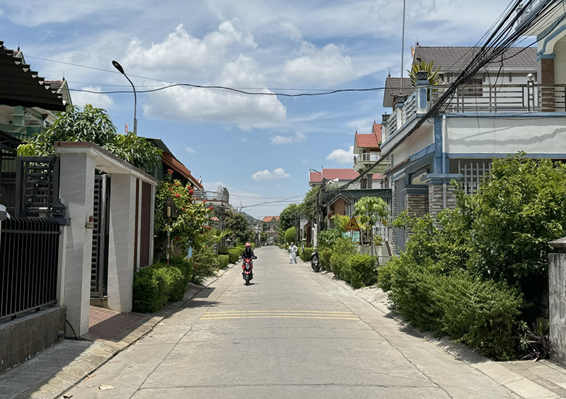 Đường giao thông thôn Thanh Gianh (xã Thanh Trạch, Bố Trạch) được bê tông hoá.
