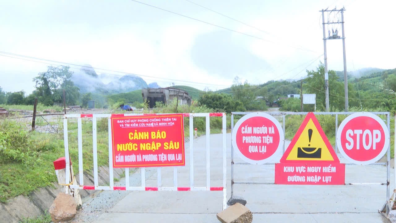 Các tuyến đường giao thông bị  chia cắt cục bộ, 