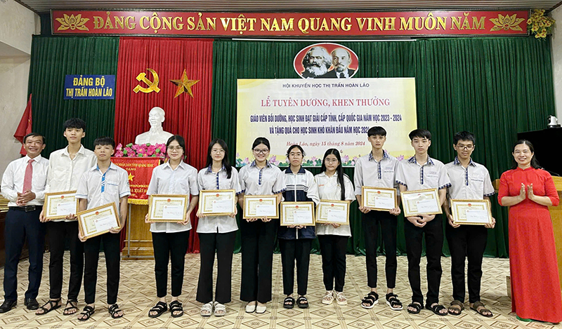 Hội khuyến học thị trấn Hoàn Lão (Bố Trạch) thực hiện hiệu quả các hoạt động khuyến học hàng năm.