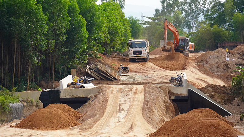 Gói thầu đường nối từ đường tránh Quốc lộ 1 với nhánh Đông đường Hồ Chí Minh (thuộc dự án BIIG2 Quảng Bình).