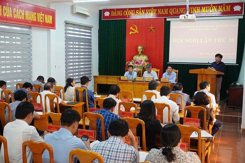 Hội nghị lần thứ 38 BCH Đảng bộ huyện Minh Hóa, khóa XXI. 