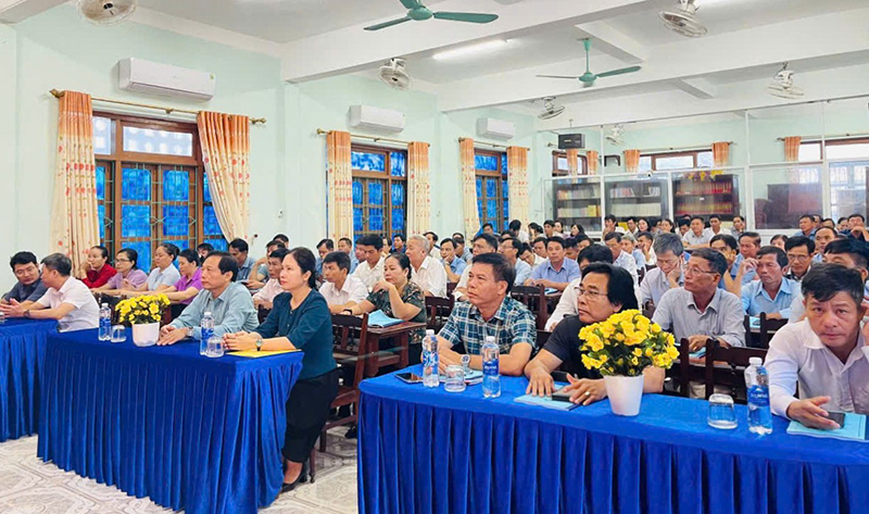 Quang cảnh lớp tập huấn tại huyện Lệ Thủy.