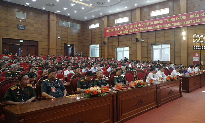 Các đại biểu tham dự đại hội