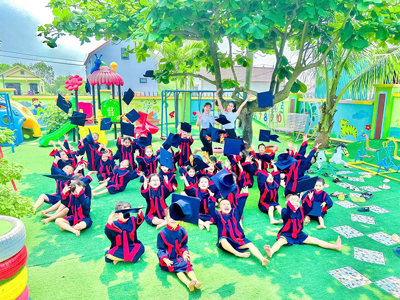 Thi đua  