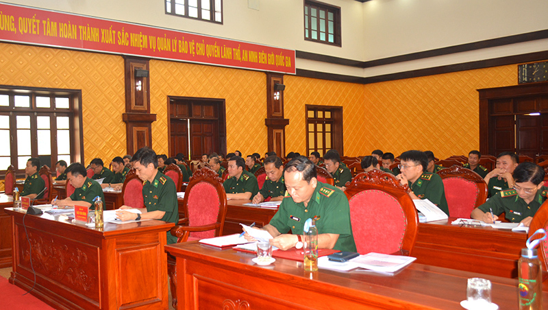 Đại biểu tham dự hội nghị.