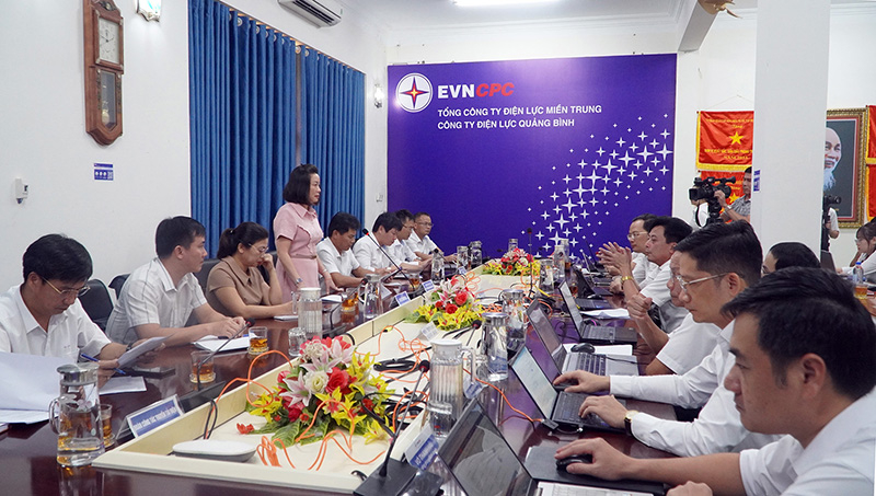 Quang cảnh hội nghị