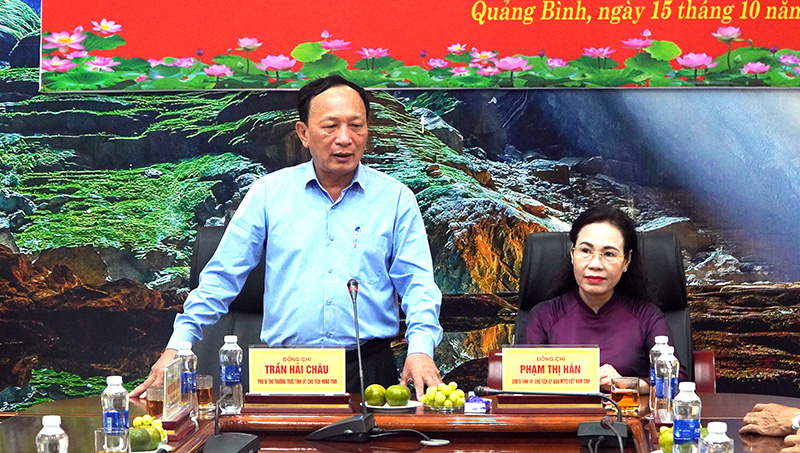 Đồng chí Phó Bí thư Thường trực Tỉnh ủy, Chủ tịch HĐND tỉnh Trần Hải Châu phát biểu tại buổi gặp mặt