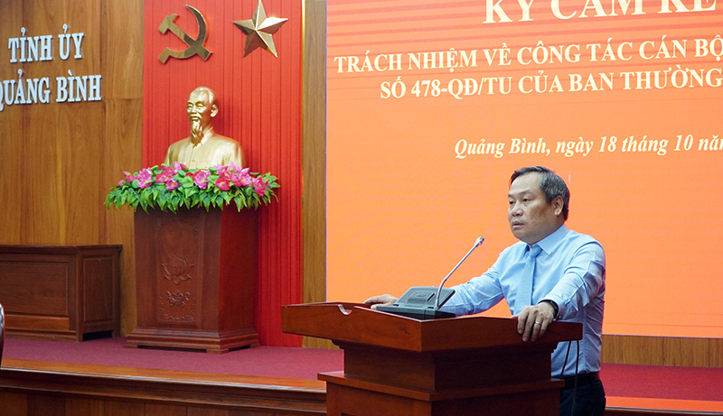 Đồng chí Bí thư Tỉnh ủy Vũ Đại Thắng phát biểu giao nhiệm vụ