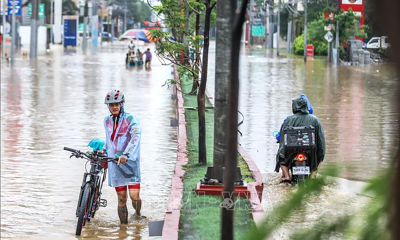 Mưa lớn gây ngập lụt tại tỉnh Rizal, Philippines. Ảnh tư liệu: THX/TTXVN