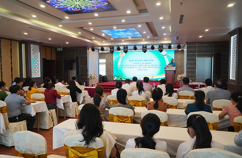 Lớp tập huấn thu hút sự tham gia của 60 học viên.