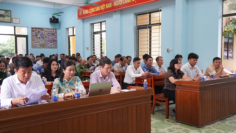 Các đại biểu tham dự hội nghị.