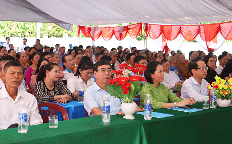 Các đại biểu dự ngày hội.