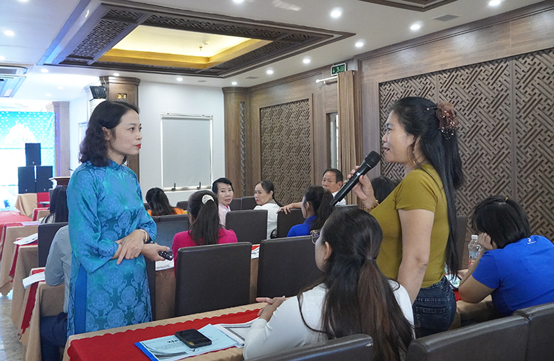 Học viên tham gia thảo luận tại lớp tập huấn.