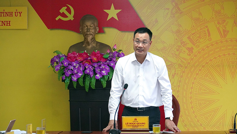 Đồng chí Bí thư Tỉnh ủy Lê Ngọc Quang phát biểu kết luận buổi làm việc