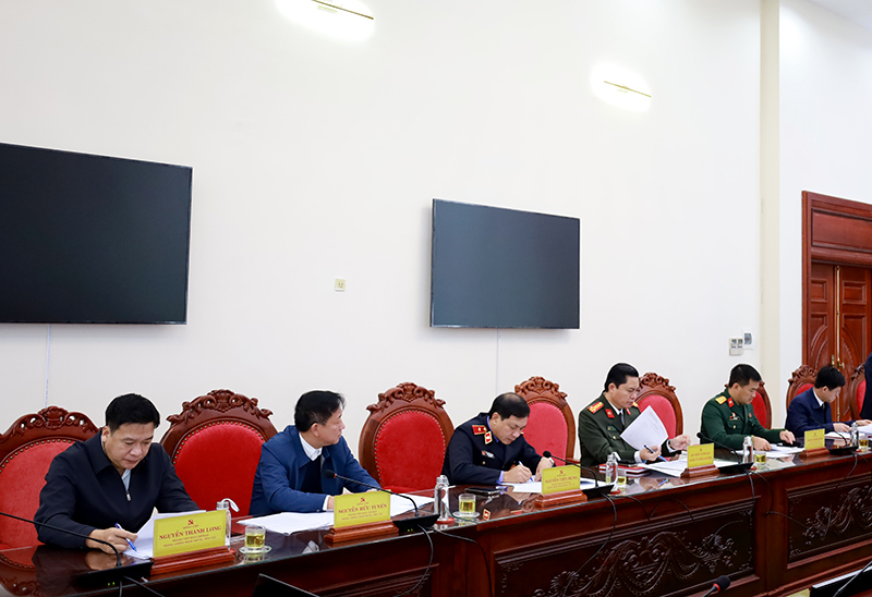Các đại biểu tham dự phiên họp.