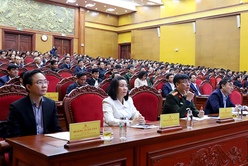 Các đại biểu tham dự hội nghị