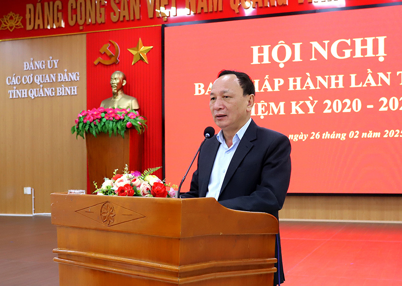 Đồng chí Phó Bí thư Thường trực Tỉnh ủy Trần Hải Châu phát biểu chỉ đạo tại hội nghị.
