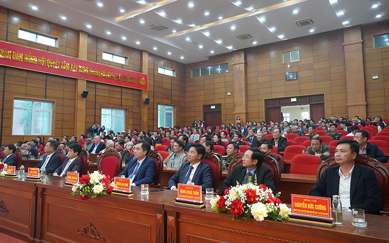 Các đại biểu dự lễ kỷ niệm.