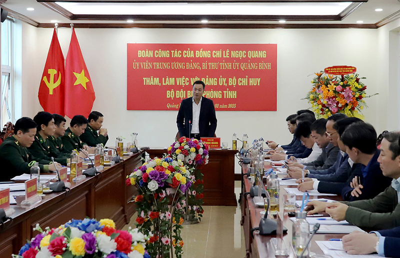Quảng cảnh buổi làm việc của đồng chí Bí thư Tỉnh ủy Lê Ngọc Quang với BCH BĐBP tỉnh.