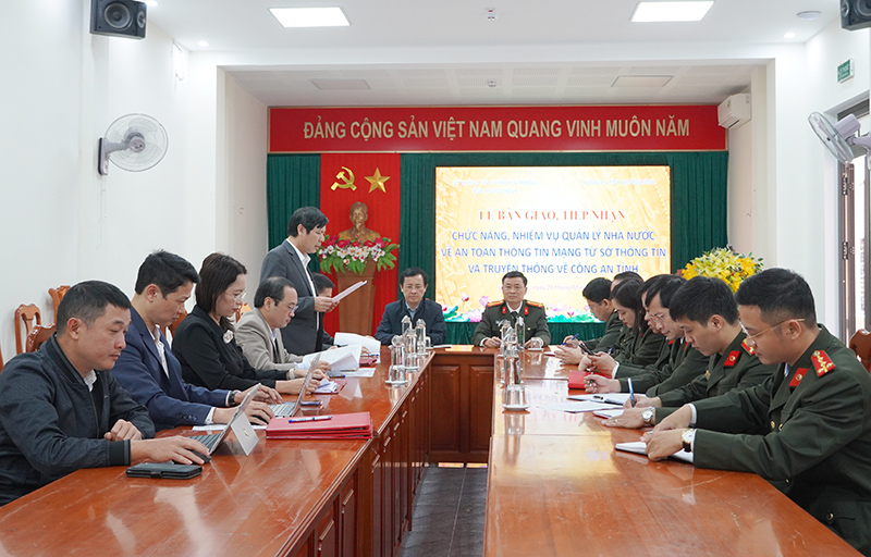 Quang cảnh hội nghị.