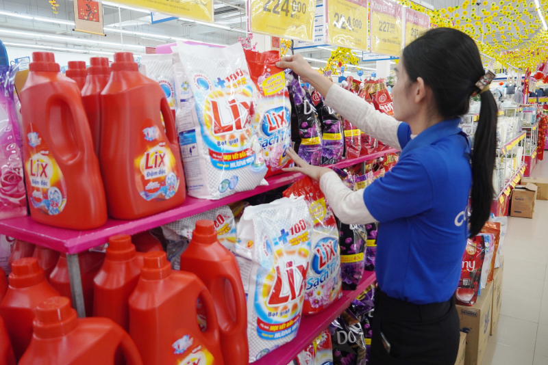 Hàng Việt Nam ngày càng được người tiêu dùng tin dùng vì chất lượng cao, giá cả hợp lý.  