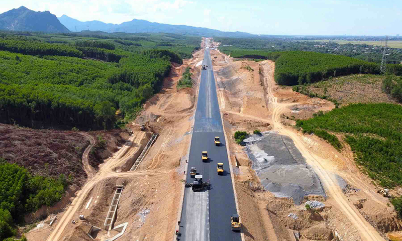 Tuyến đường bộ cao tốc Bắc-Nam qua tỉnh Quảng Bình.