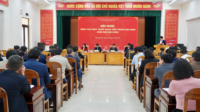 Quang cảnh hội nghị.