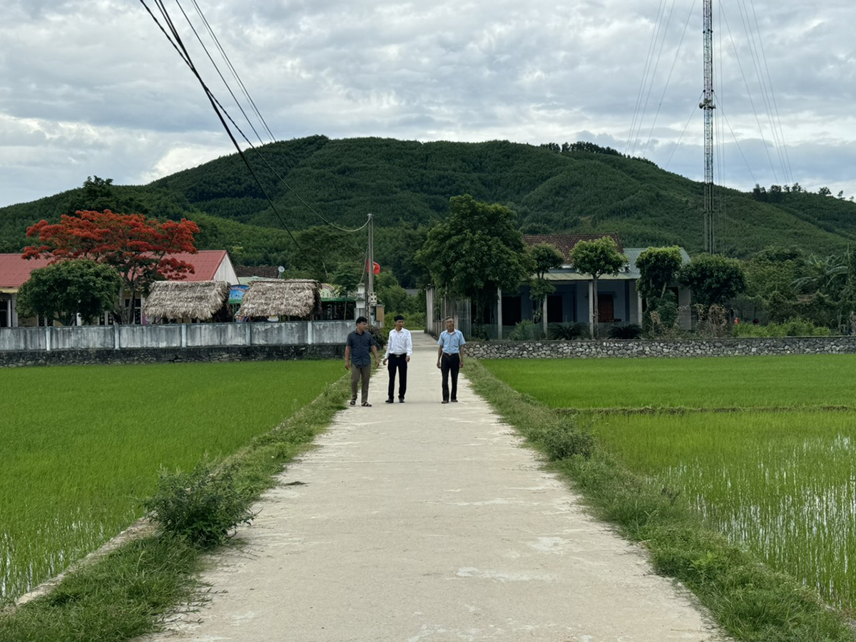 Nhiều công trình phúc lợi ở các địa phương vùng đệm đã được đầu tư xây dựng.