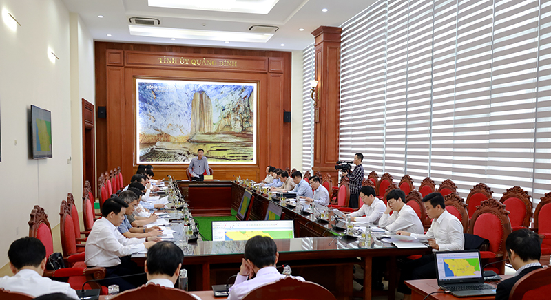 Quang cảnh phiên họp.