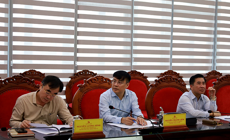 Đại biểu tham dự phiên họp.