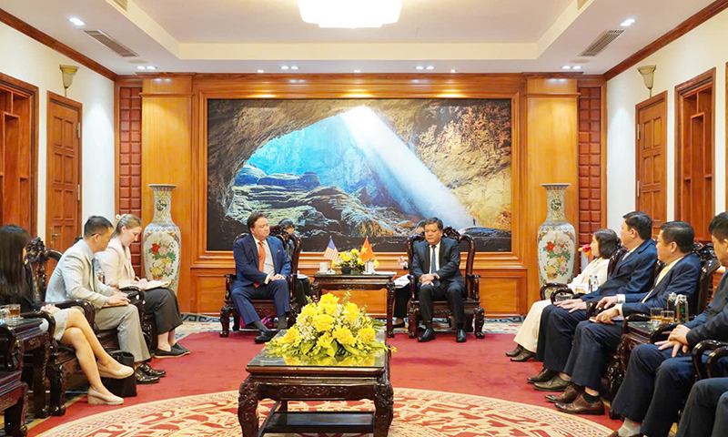 Quang cảnh buổi tiếp.