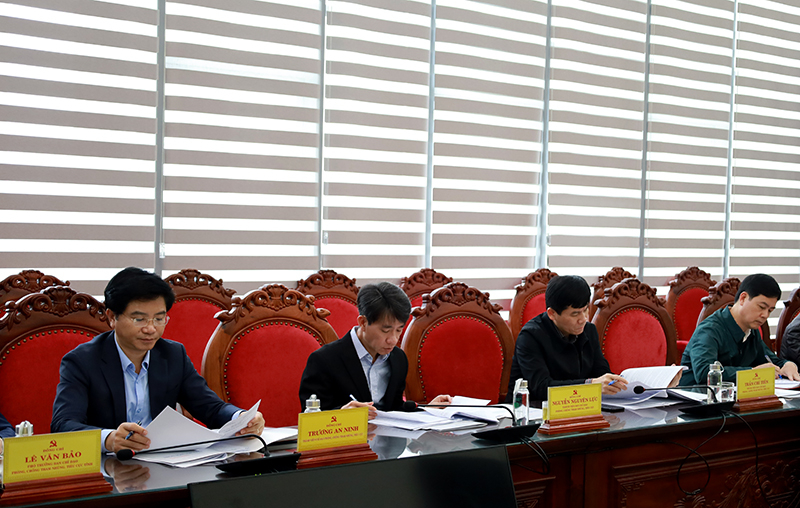 Đại biểu tham dự phiên họp.
