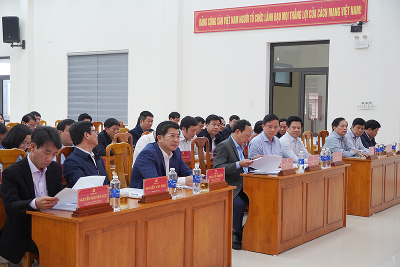 Các đại biểu tham dự hội nghị.