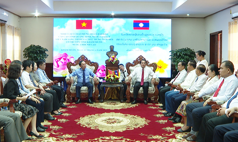 Quang cảnh buỏi tiếp