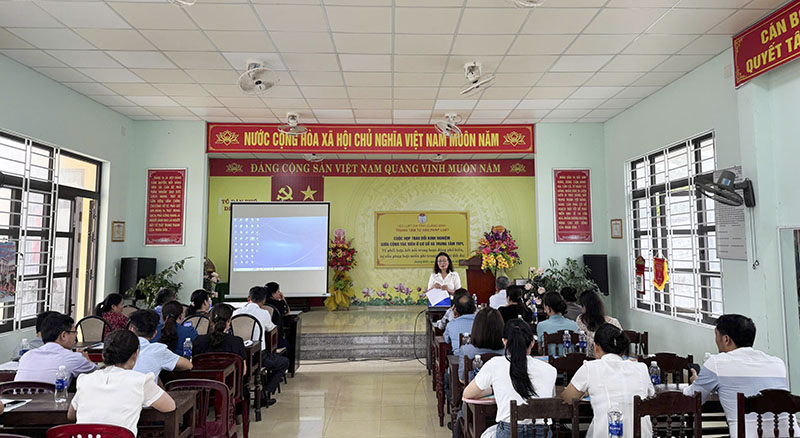 Cộng tác viên được giải đáp kịp thời những băn khoăn, thắc mắc