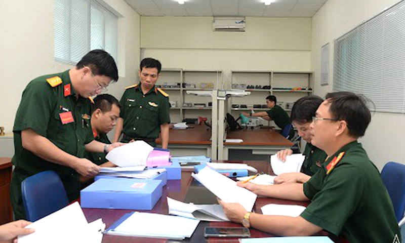 Bộ Quốc phòng đang lấy ý kiến dự thảo Thông tư quy định chế độ nghỉ của sĩ quan, quân nhân chuyên nghiệp, công nhân và viên chức quốc phòng. 