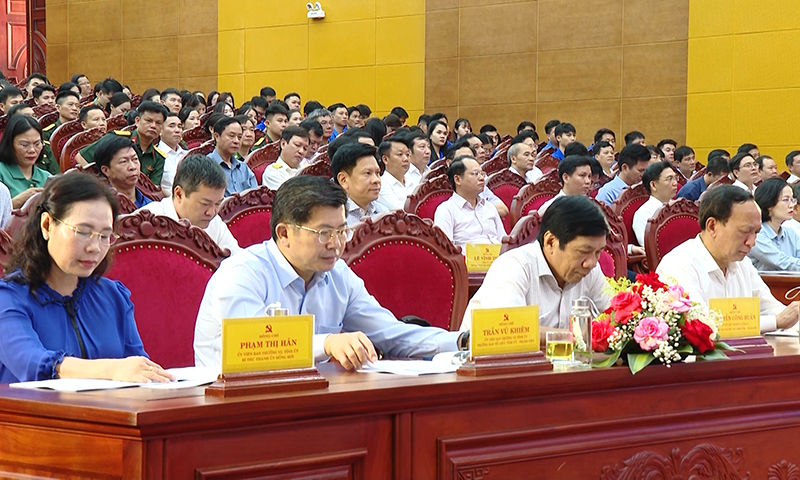 Các đại biểu tham dự lễ phát động.