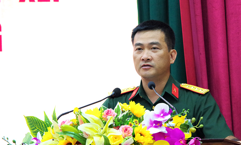 Đồng chí đại tá Đoàn Sinh Hòa, Chỉ huy trưởng Bộ CHQS tỉnh phát biểu kết luận tại hội nghị.