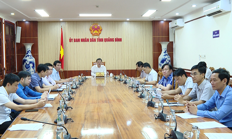 Quang cảnh phiên họp tại điểm cầu Quảng Bình.