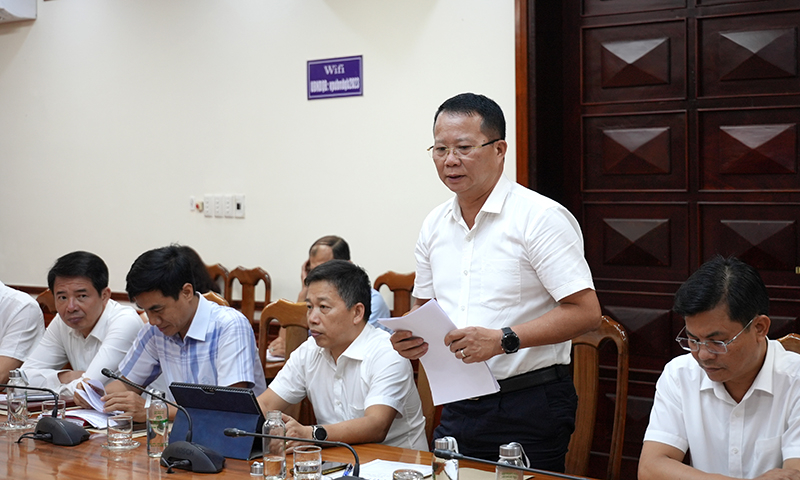 Quang cảnh cuộc họp. Quang cảnh cuộc họp.