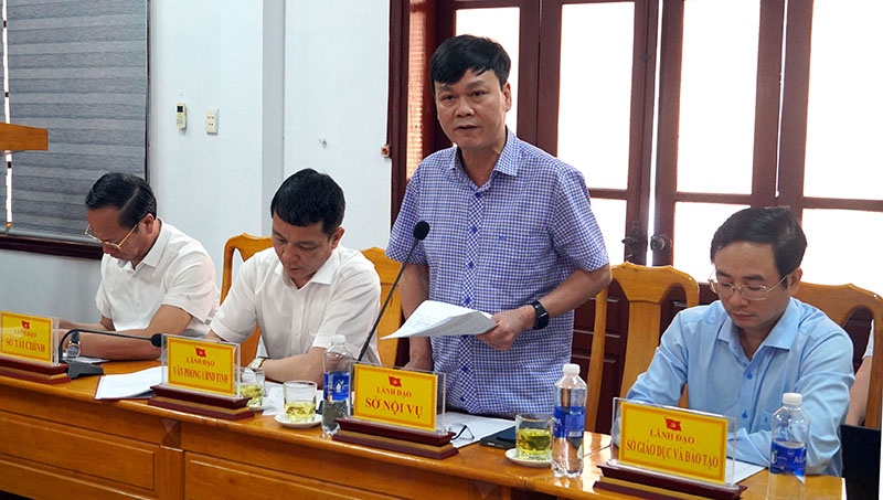 Đại biểu thảo luận tại buổi làm việc