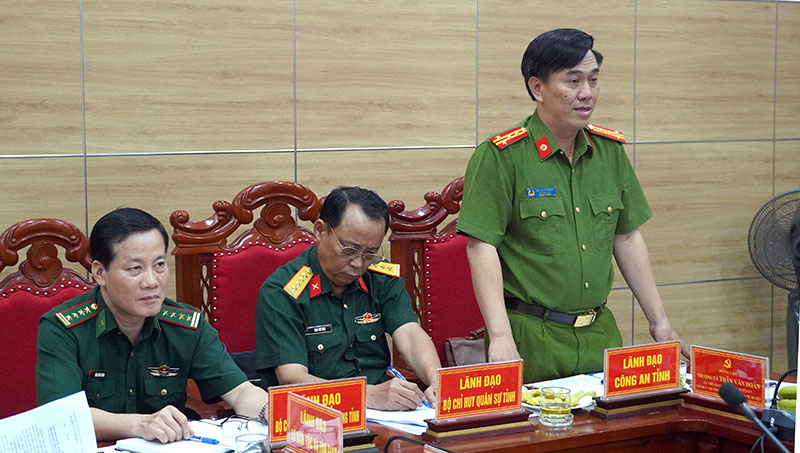 Đại biểu thảo luận tại buổi làm việc