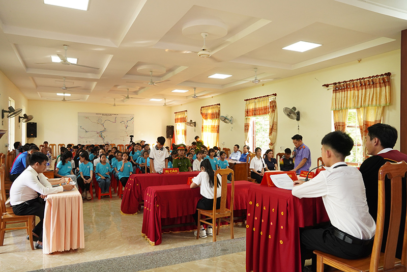 Quang cảnh phiên tòa giả định.
